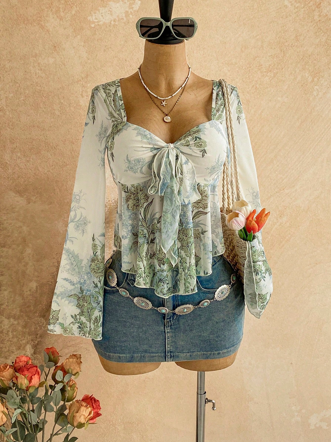 Soleia Plus Size Women's Vacation Casual Floral Print Tie Front Top