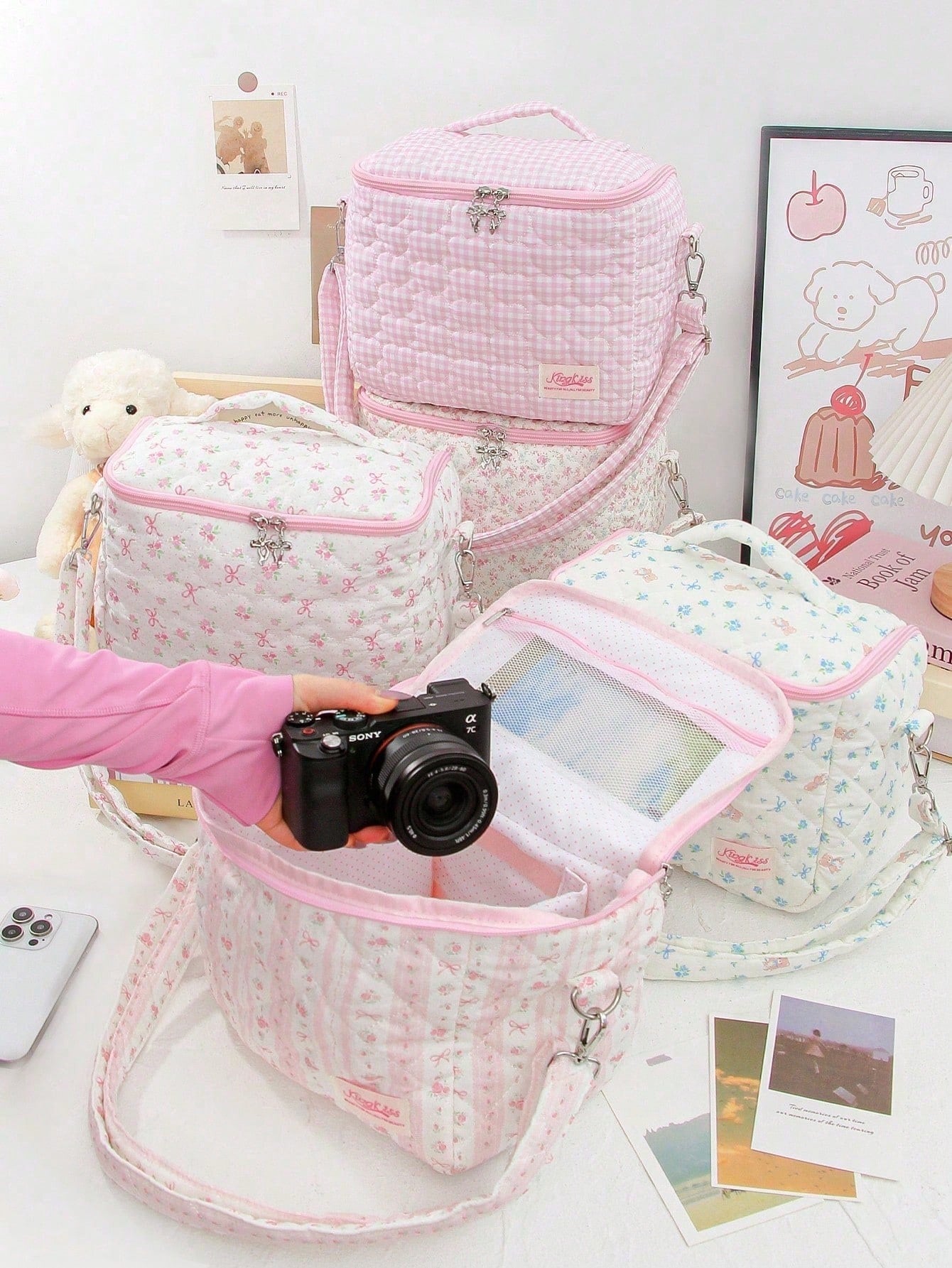 1 Piece Quilted Floral Camera Bag Digital Camera Bag Travel Camera Prot Anti-Shock Digital Camera Case Compatible Protector Travel Camera Lens Carry Case Professional DSLR/SLR/Mirrorless Camera Case W