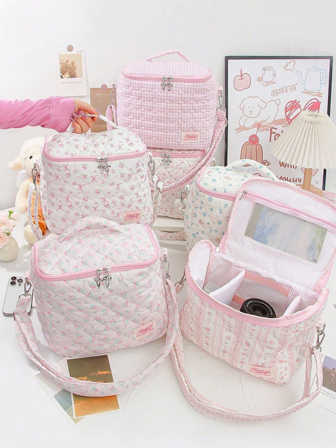 1 Piece Quilted Floral Camera Bag Digital Camera Bag Travel Camera Prot Anti-Shock Digital Camera Case Compatible Protector Travel Camera Lens Carry Case Professional DSLR/SLR/Mirrorless Camera Case W