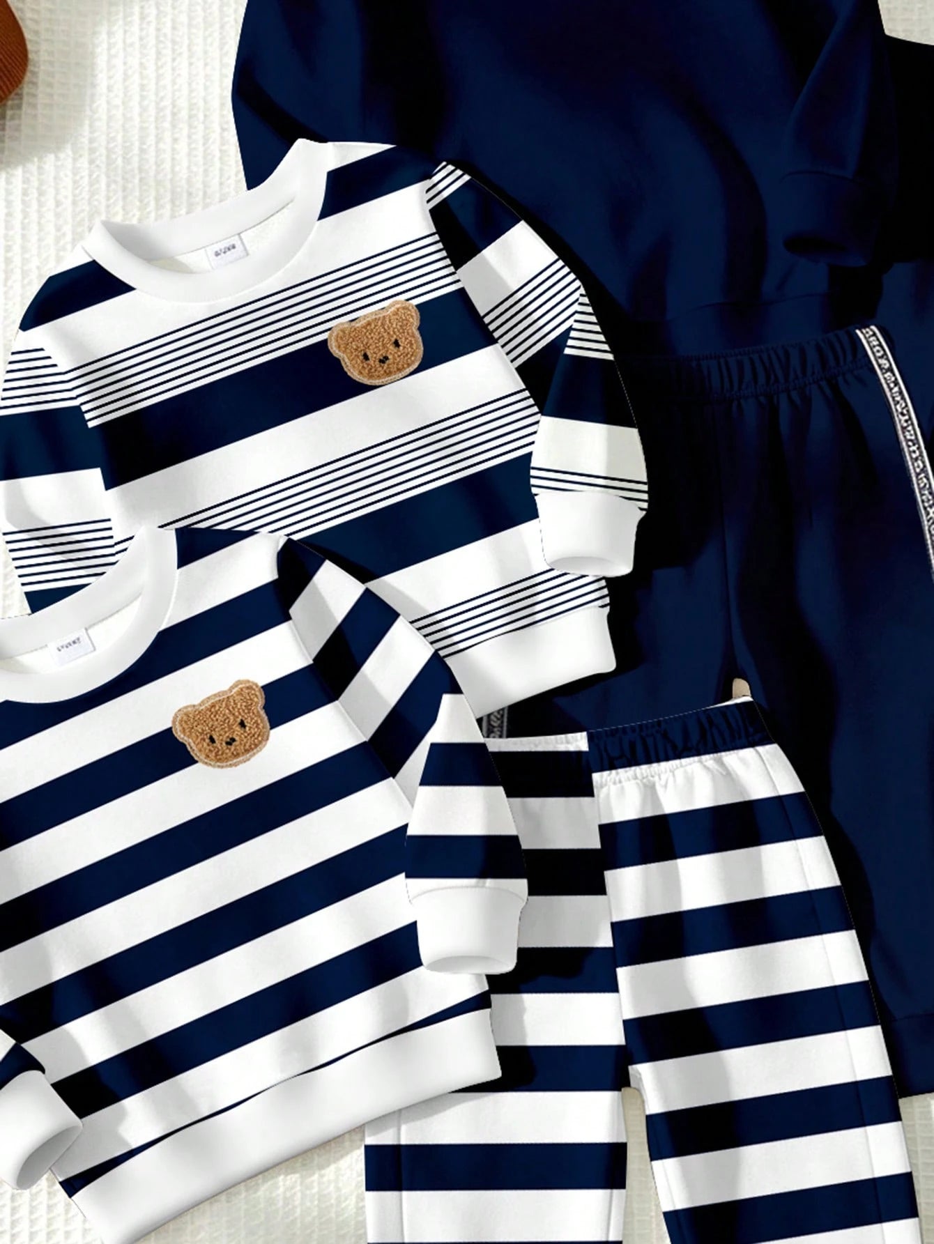 1 Random Set, Fleece Royal Blue Striped Colorblock Royal Blue Casual Fashion Classic Cute Bear Colorblock Striped Print