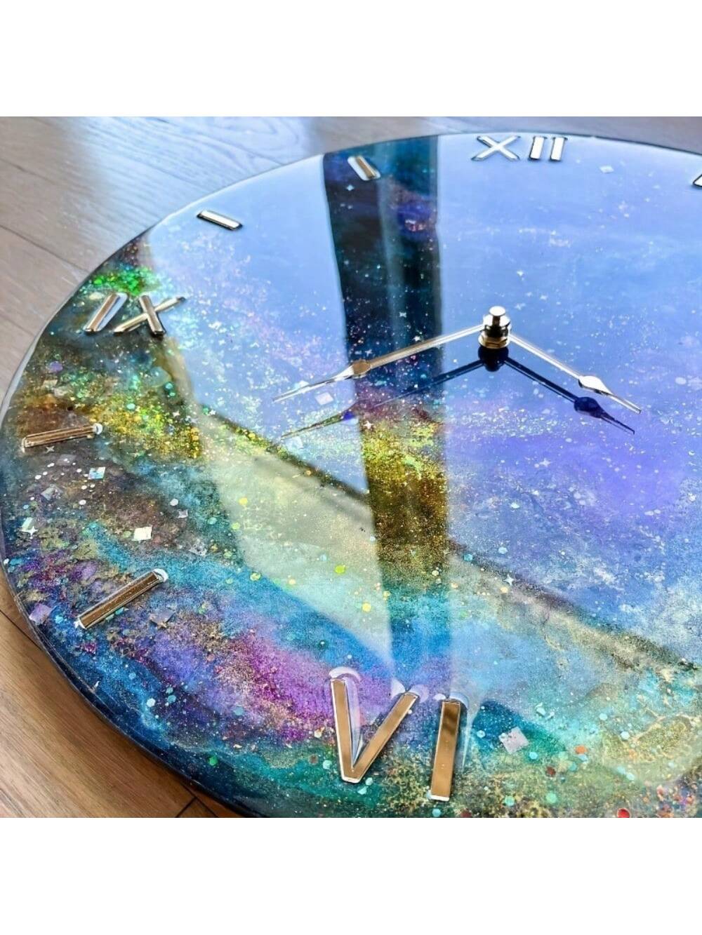 1 Set Large Round Roman Numerals Clock Silicone Mold Kit- Create Handmade DIY Jewelry, Wall Hanging, And Home Decor With Epoxy Resin- Perfect For Crafty Beginners And Experienced Makers Alike