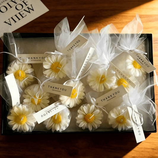 12/24/36pcs Daisy Shaped Candle Set, Wedding Favor Basket, Bridal Shower Decoration, Scented Soy Wax, Suitable For Home Fragrance, Minimalist Floral Tabletop Decor, Creative Gift, Holiday Gift Deliver