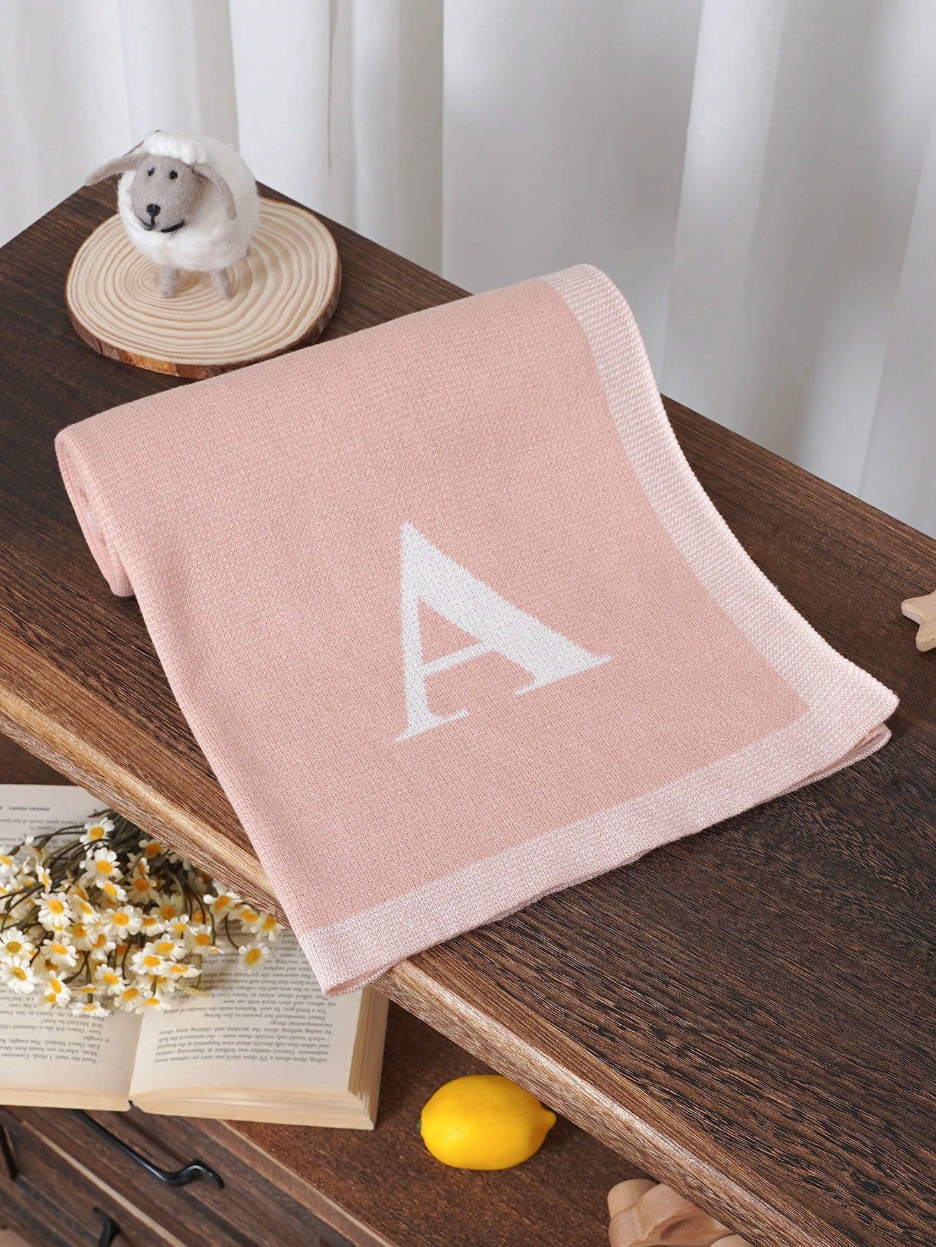 1pc 26 Letter Knitted Baby Blanket, Personalized Soft Infant Throw Blanket For All Seasons