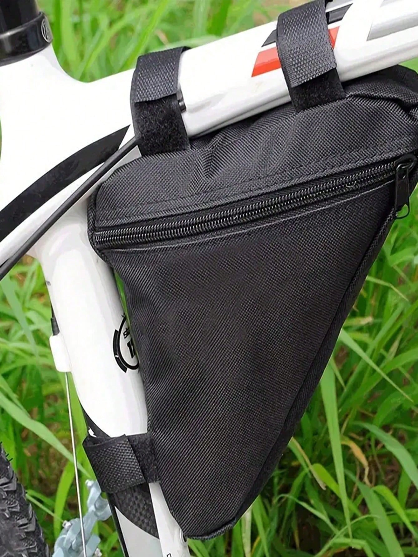 1pc/2pcs Quick-Release Bicycle Tripod Bag- Made Of Durable Oxford Fabric, Featuring Adjustable Straps & Secure Zipper Closure, Stylish Black Riding Storage Bag, Convenient For Bicycle Access And Outd