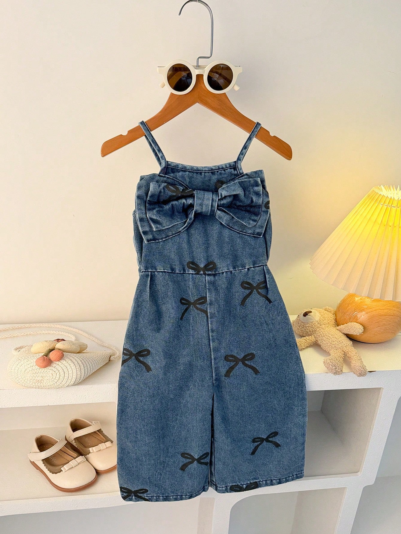 1pc Baby Girls' Fashionable Street Style Sweet Blue Jumpsuit With Big Bow Decor & Bow Print, Suitable For Street, Photoshoot, School Outfit