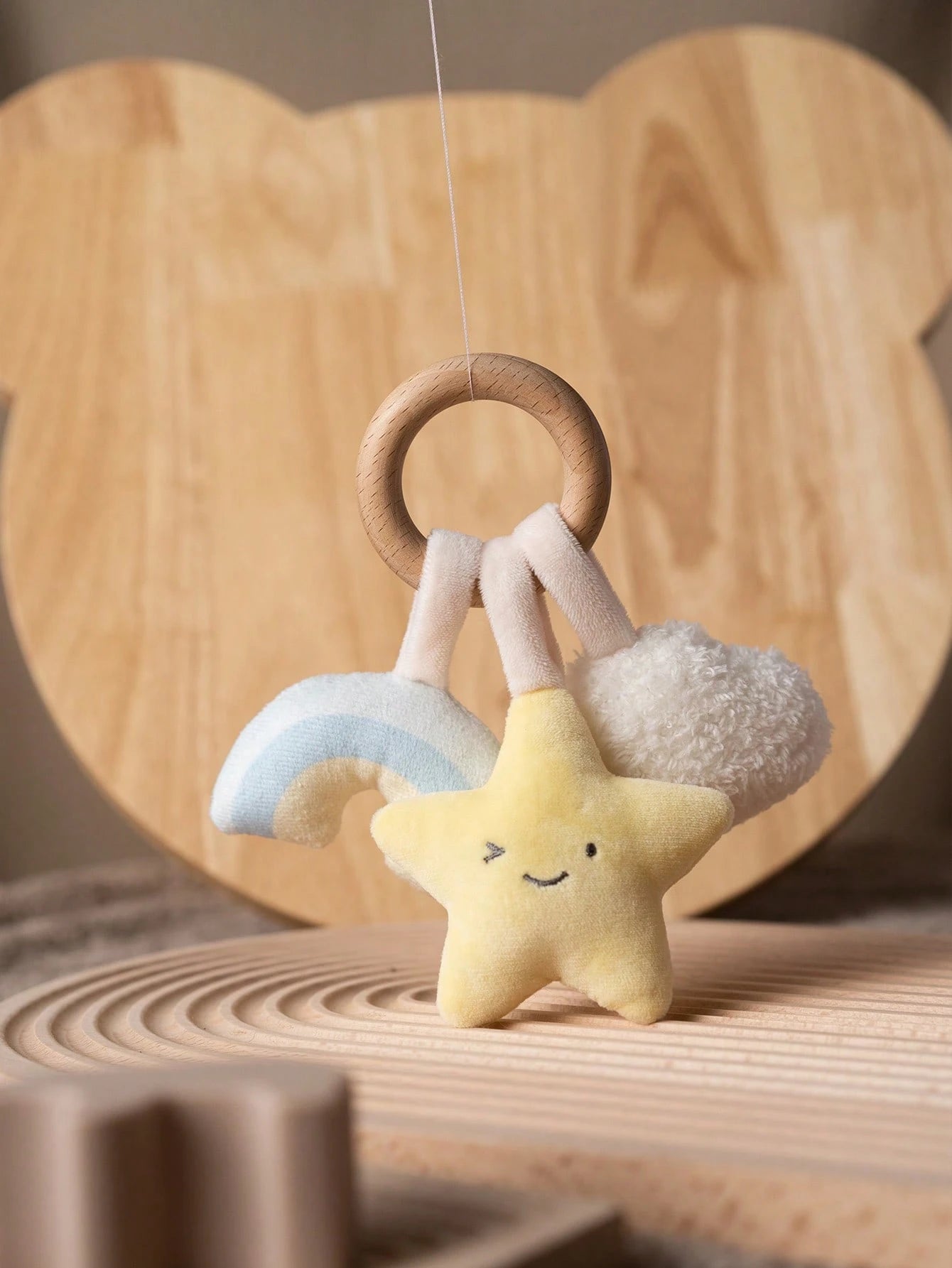 1pc Baby Wooden Ring Rattle Plush Soft Teether Toy, Cute Cartoon Acorn Star Flower Design Sensory Toy, Suitable For Newborns & Infants, Essential Travel Gift