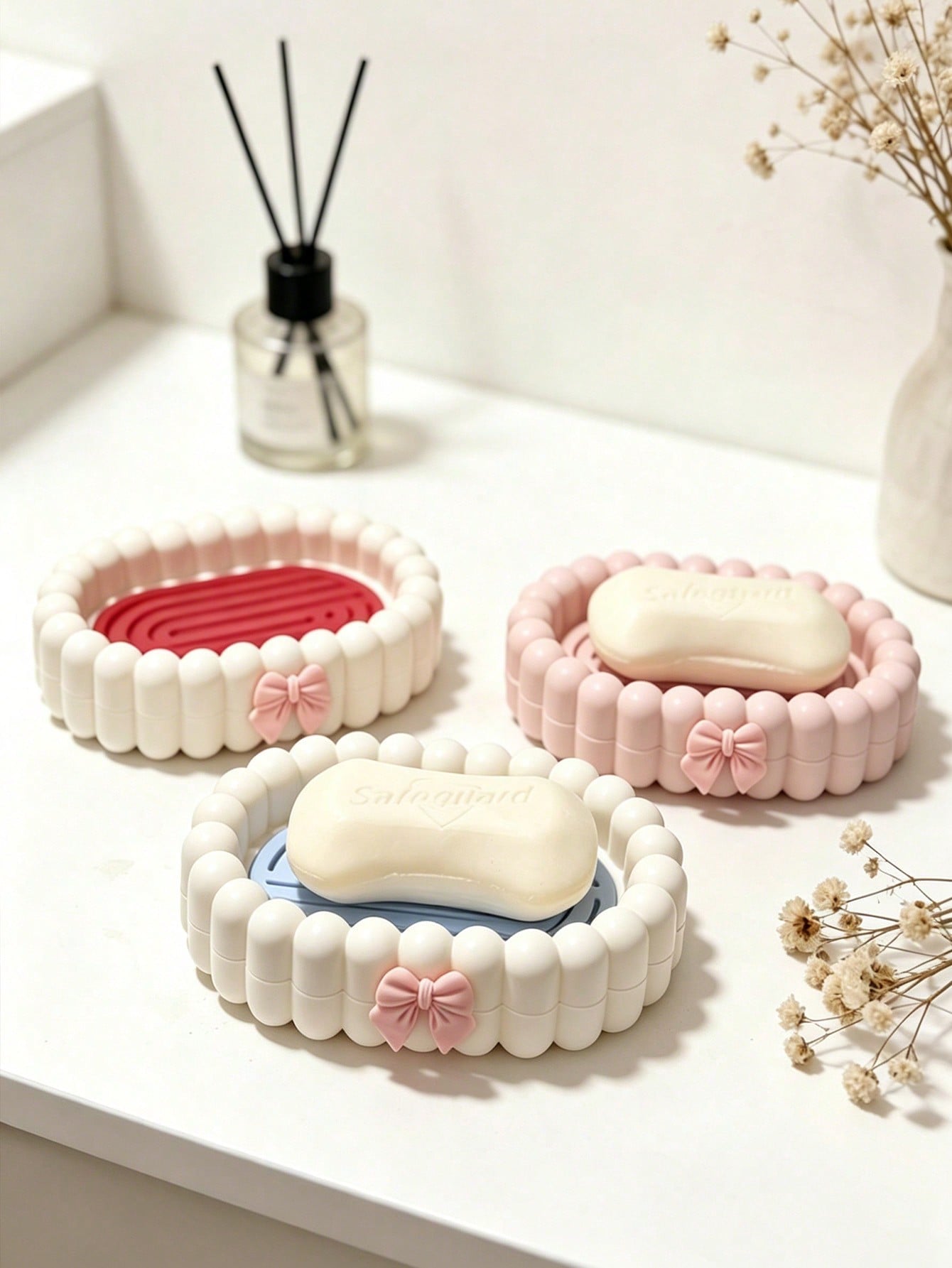 1pc Exquisite Bow Bubble Shaped Portable Soap Box With Drainage Function, Bathroom Soap Holder, Bathroom Accessory, Home Decor, Autumn Decor, Back To School Decor, Perfect Housewarming Holiday Gift
