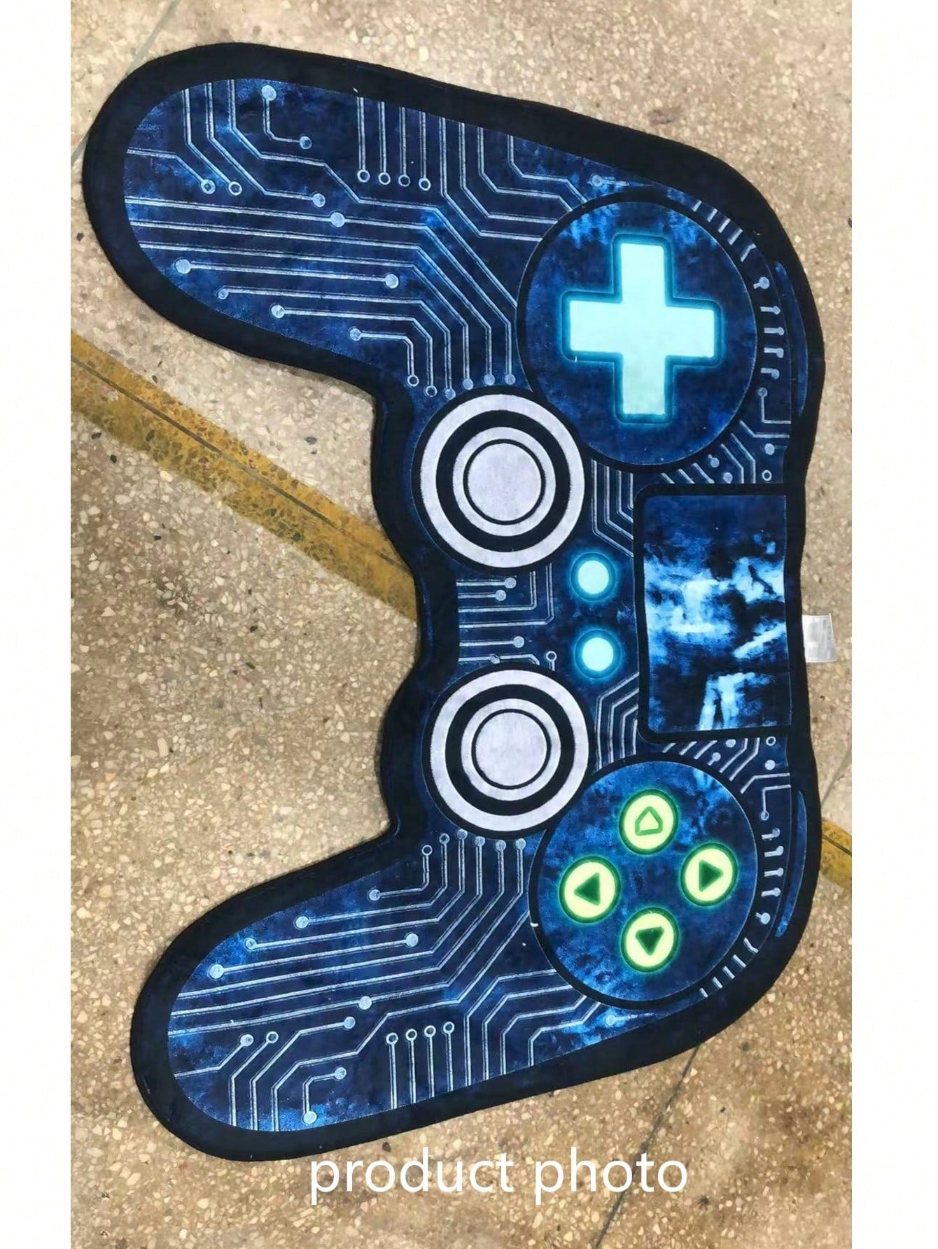 1pc Ice Blue Gamepad Shaped Decorative Floor Mat, Cute Gaming Rug, Bedroom Decor, Small Carpet, Home Decor, Outdoor Rug, Washable Carpet, Graduation Gift
