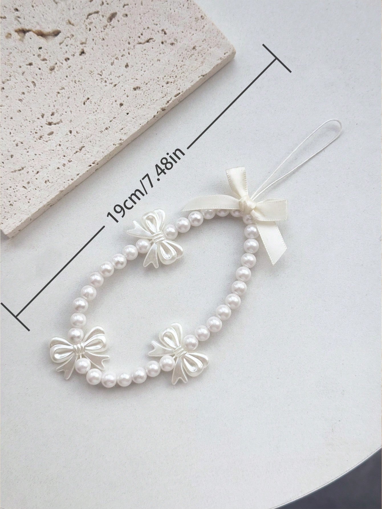 1pc Pink Bow Faux Pearl Beaded Phone Lanyards, Cute Anti-Loss Phone Charm For Girls, Universal Phone Accessory With Sweet Faux Pearl And Bow Decor Gifts For Mother, Family, Friends, Birthday, Holiday