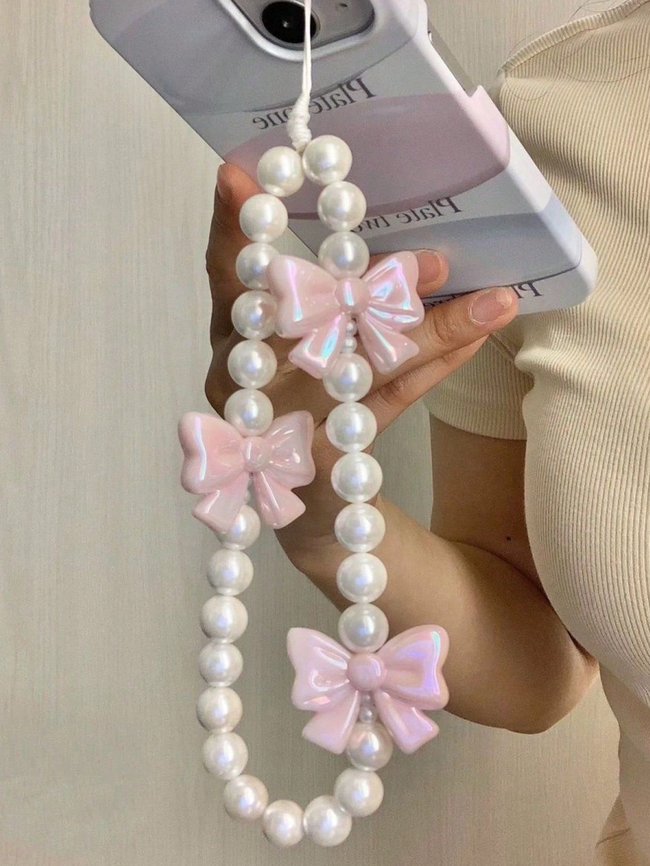 1pc Pink Bow Faux Pearl Beaded Phone Lanyards, Cute Anti-Loss Phone Charm For Girls, Universal Phone Accessory With Sweet Faux Pearl And Bow Decor Gifts For Mother, Family, Friends, Birthday, Holiday