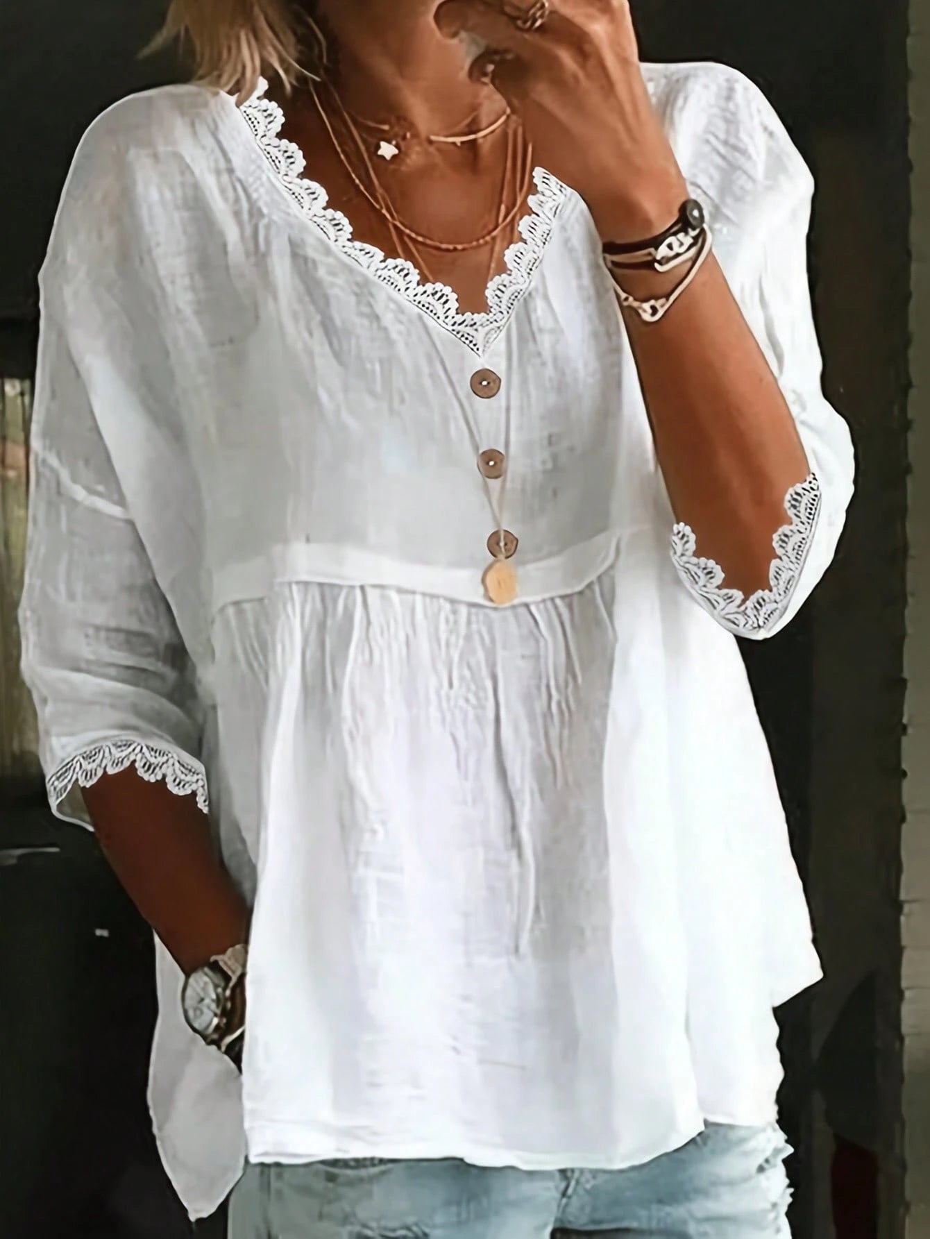 1pc Plus Size Women's Elegant Solid Color Woven Fabric Front Button Lace Collar Top, Suitable For Daily Wear And Vacation In Spring And Summer