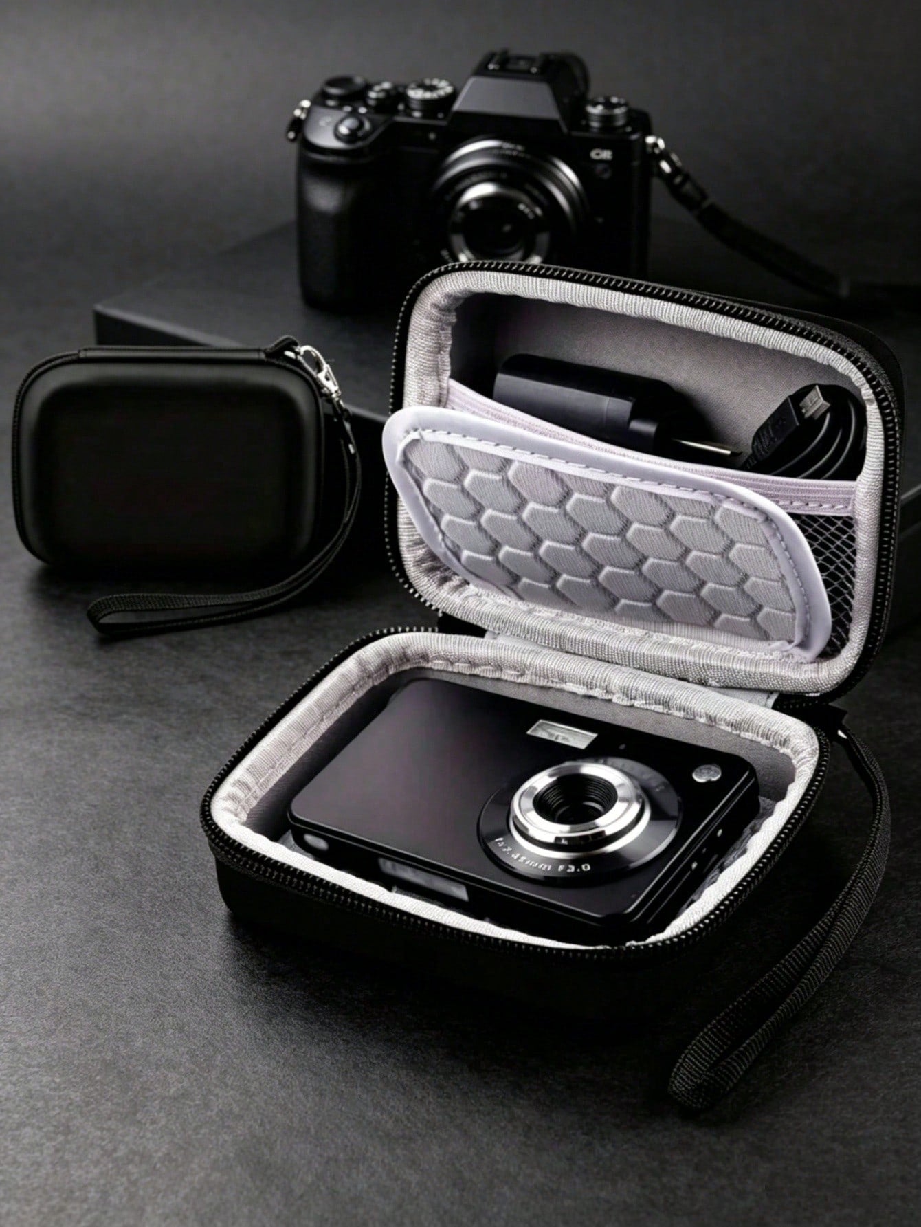 1pc Solid Color Camera Bag, Hard Shell EVA Digital Camera Waterproof Storage Box With Lanyard Shockproof Travel Bag (Compatible With Sony/)- 4.7 X 3.5 Inch Camera Protective Accessory