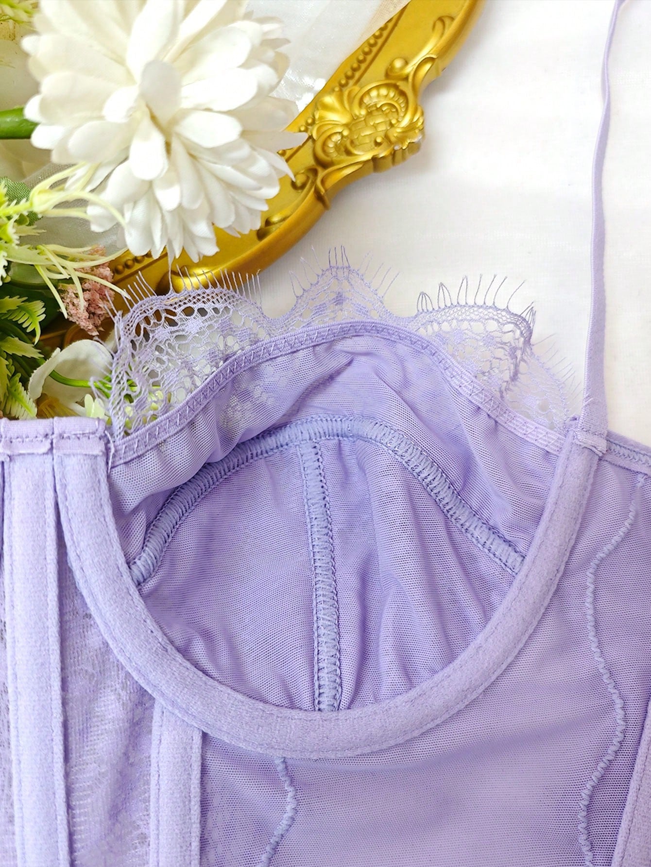 1pc Women's Fashionable Lace Trim Tight Fitting Bustier Crop Top, Sexy Bodycon Camisole Top Corset Top, Suitable For Party, Travel, Gathering, Ch