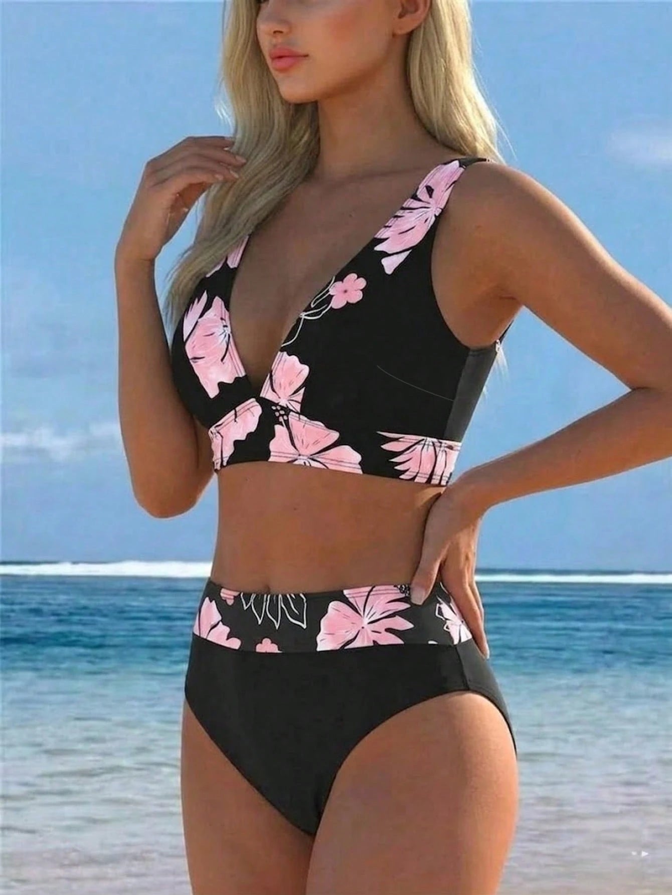 2026 New Women's Floral Trim 2-Piece Bikini, Deep V-Neck Crop Top Paired With High-Waist Bottom, Elegant Resort Swimwear Vacation Beach Summer