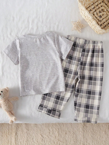 2pcs Cute Baby Boys Pajamas Set Summer Graphic Family Matching Soft Knit Light Grey Beige Brown Blue And White Striped Short Sleeve Top Plaid Pants