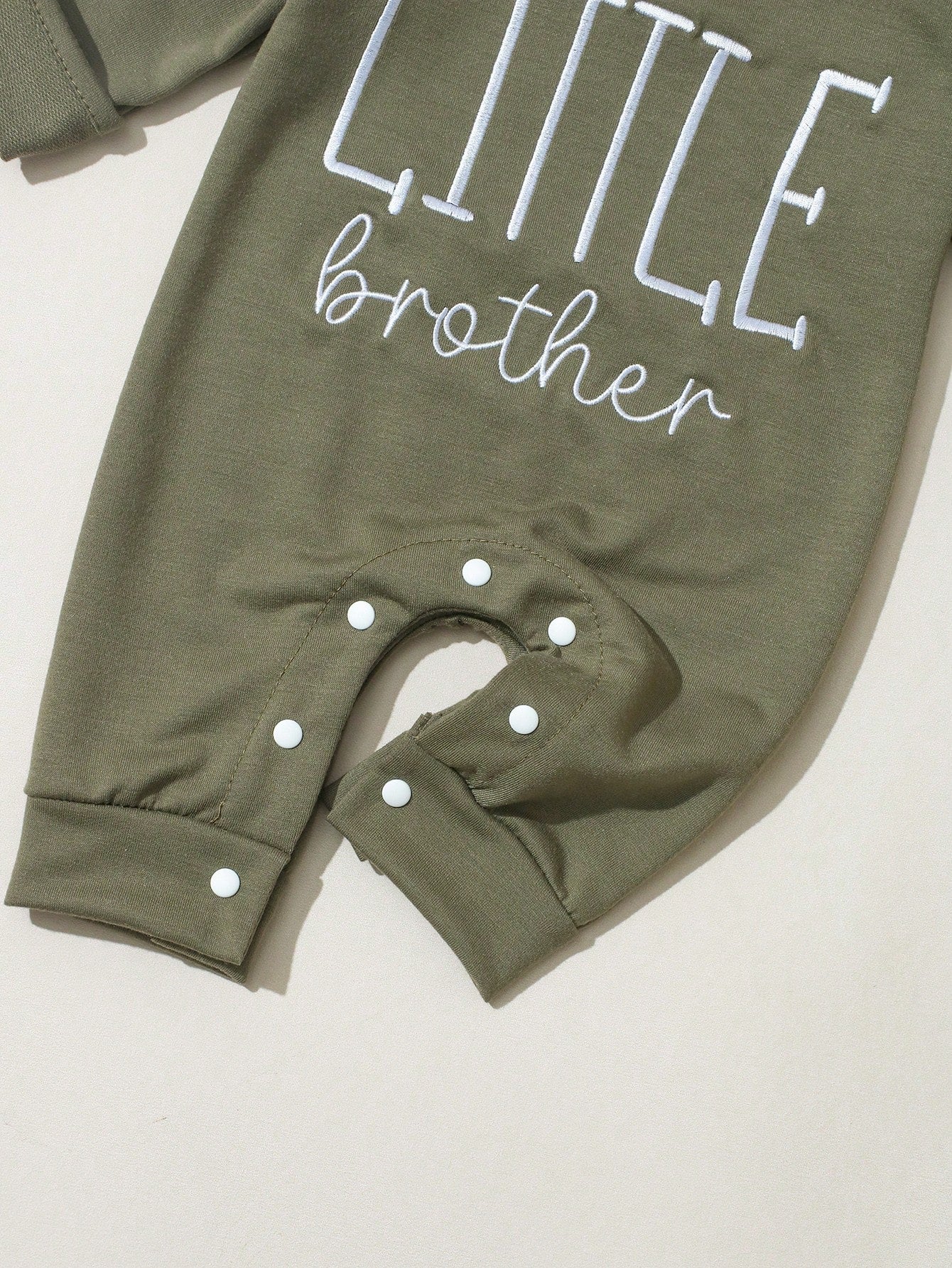 2Pcs Set Newborn Boy Photography Outfits Little Brother Embroidery Baby Coming Home Outfit Baby Shower Gift 1 Month 3 Month Infant Photo Props