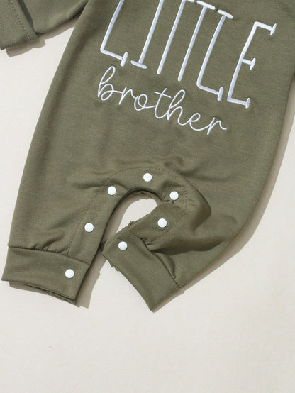 2Pcs Set Newborn Boy Photography Outfits Little Brother Embroidery Baby Coming Home Outfit Baby Shower Gift 1 Month 3 Month Infant Photo Props