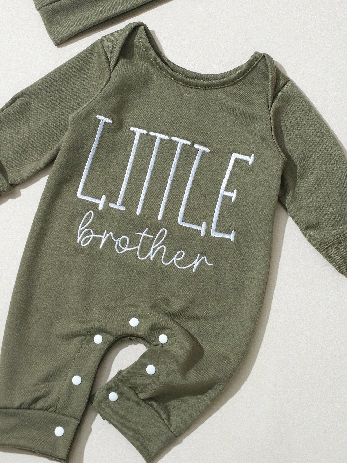 2Pcs Set Newborn Boy Photography Outfits Little Brother Embroidery Baby Coming Home Outfit Baby Shower Gift 1 Month 3 Month Infant Photo Props