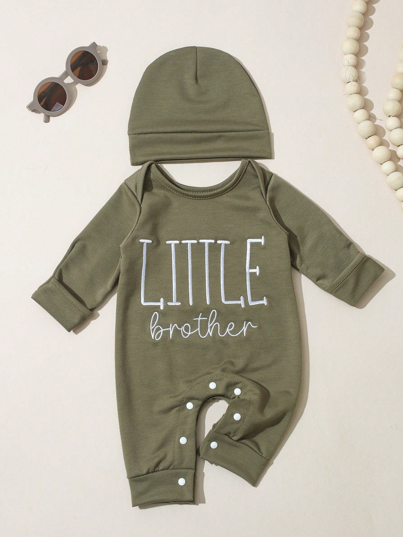 2Pcs Set Newborn Boy Photography Outfits Little Brother Embroidery Baby Coming Home Outfit Baby Shower Gift 1 Month 3 Month Infant Photo Props