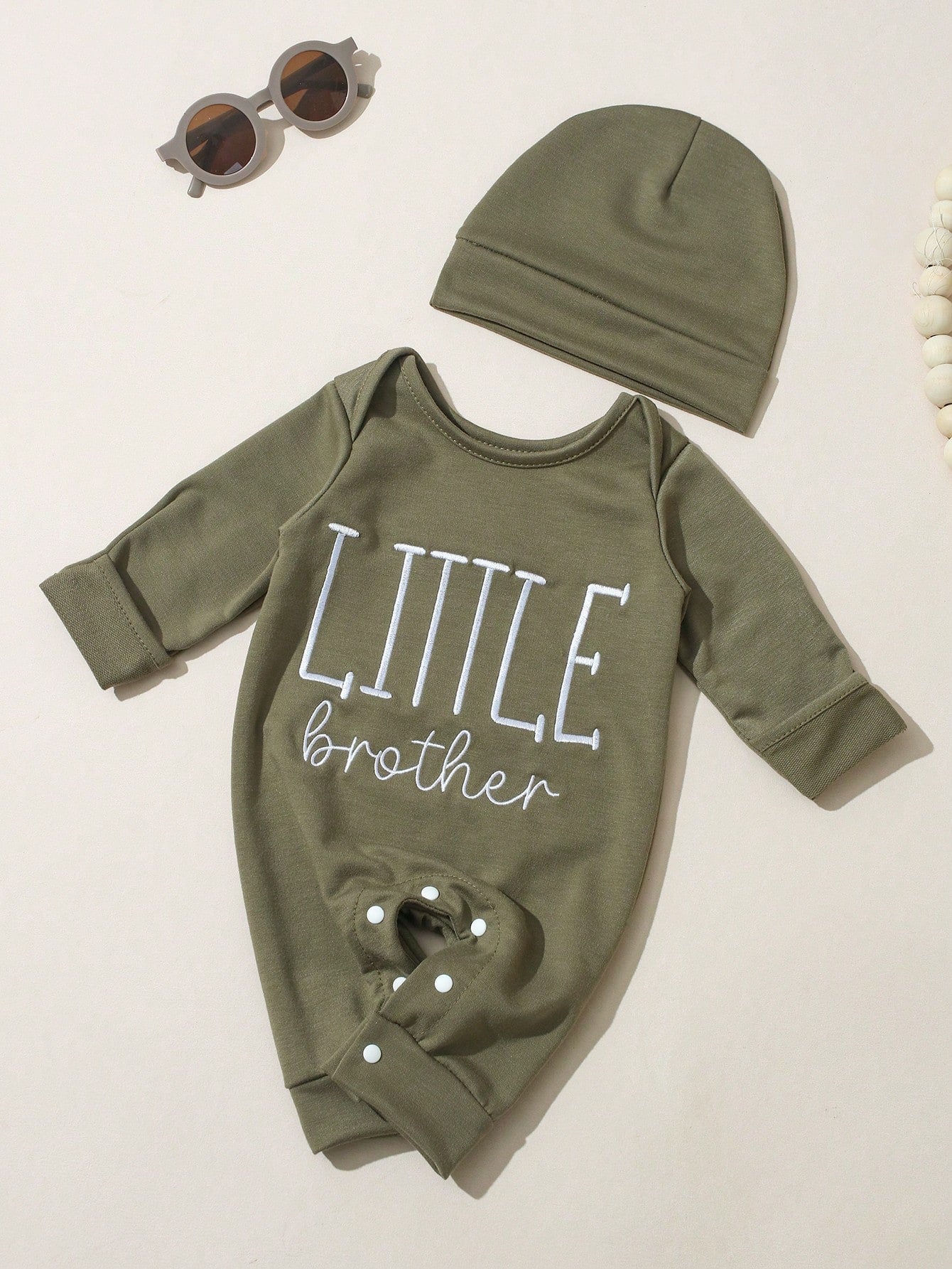 2Pcs Set Newborn Boy Photography Outfits Little Brother Embroidery Baby Coming Home Outfit Baby Shower Gift 1 Month 3 Month Infant Photo Props