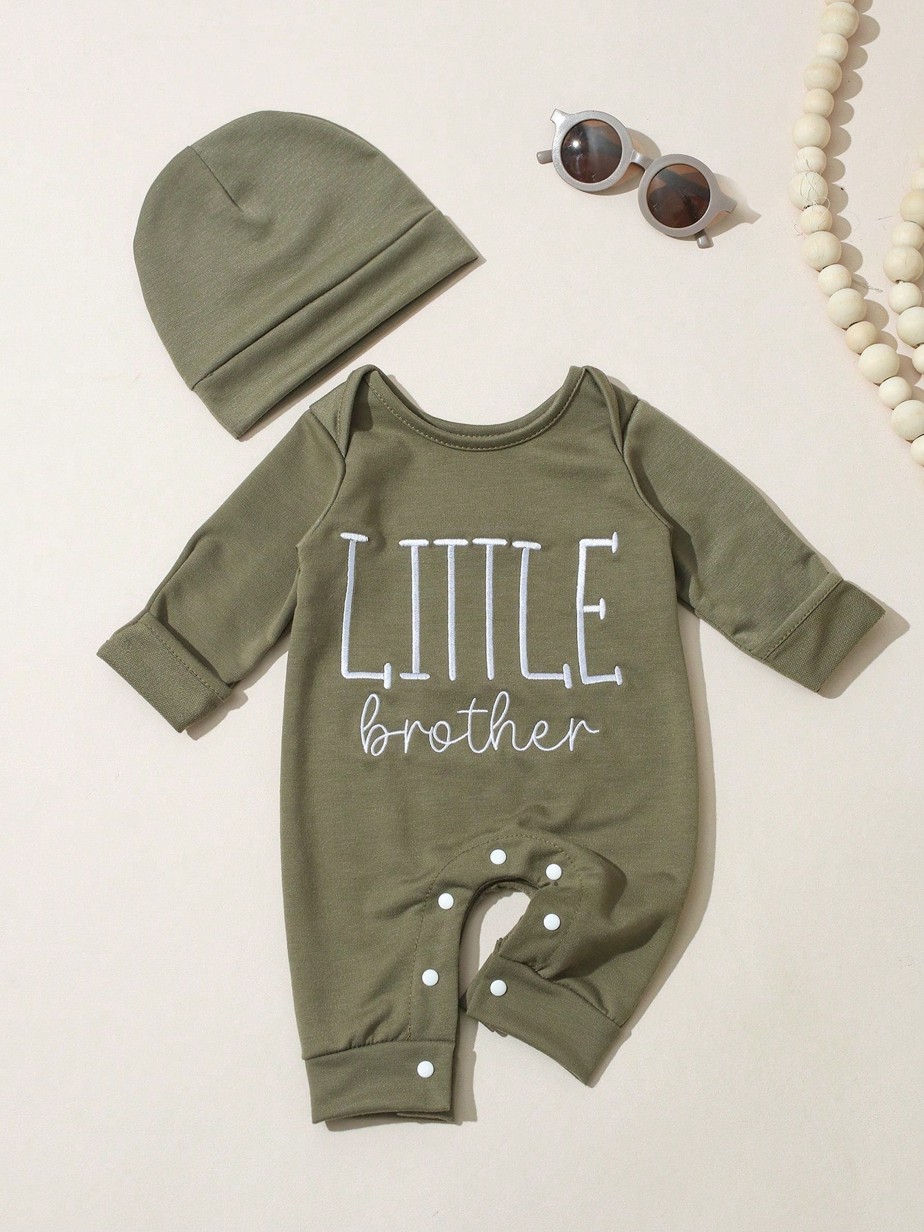2Pcs Set Newborn Boy Photography Outfits Little Brother Embroidery Baby Coming Home Outfit Baby Shower Gift 1 Month 3 Month Infant Photo Props