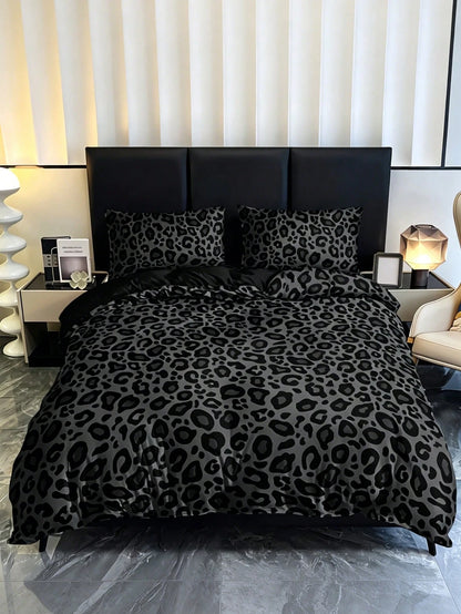 3-Piece Luxury Black Leopard Print Gothic Style Duvet Cover Set, Random Pillowcase Pattern, Duvet Cover Set (1 Duvet Cover + 2 Pillowcases, Pillow Inserts Not Included), Soft Warm Comfortable Bedding