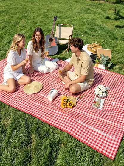3 Pieces Of Picnic And Camping Tools, Including A 59-Inch X 78-Inch Picnic Mat + 1 Large Insulated Camping Bag + 1 180ml Folding Water Cup.