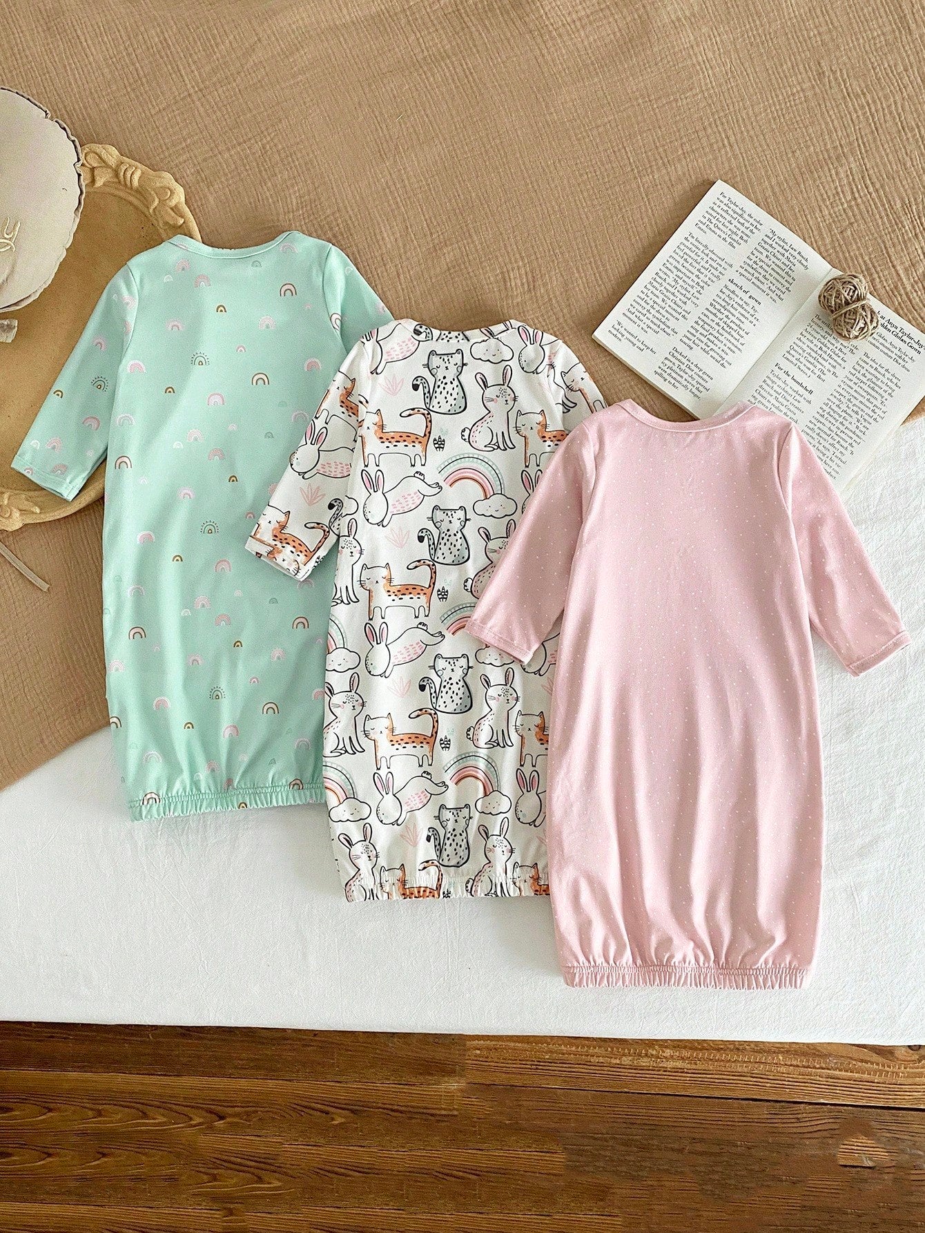 3pcs Newborn Simple & Fashionable Apricot, Pink, Blue Rainbow, Rabbit, Cat Animal Pattern Comfortable Long Sleeve Long Nightgown Loungewear Set
