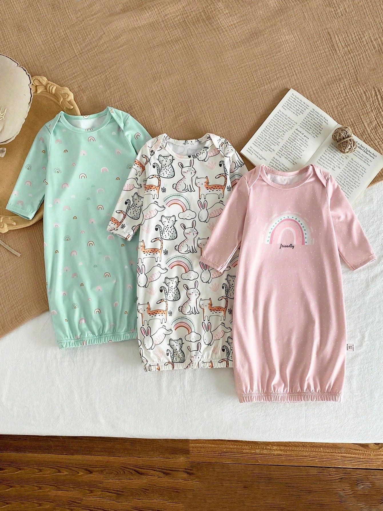 3pcs Newborn Simple & Fashionable Apricot, Pink, Blue Rainbow, Rabbit, Cat Animal Pattern Comfortable Long Sleeve Long Nightgown Loungewear Set