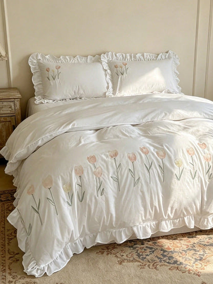 3pcs Soft & Comfortable White Ruffle Tulip Embroidery Duvet Cover Set (1*Duvet Cover + 2*Pillow Shams, Excluding Filler), French Pastoral Style, Suitable For Bedroom, Guest Room, Boys & Girls, Machine