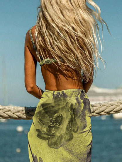 3pcs Women's Floral Bikini Set With Ombre Floral Print Mesh Maxi Skirt. The Tie-Up Mesh Maxi Skirt Creates A Fresh And Look Summer Vacation Beach