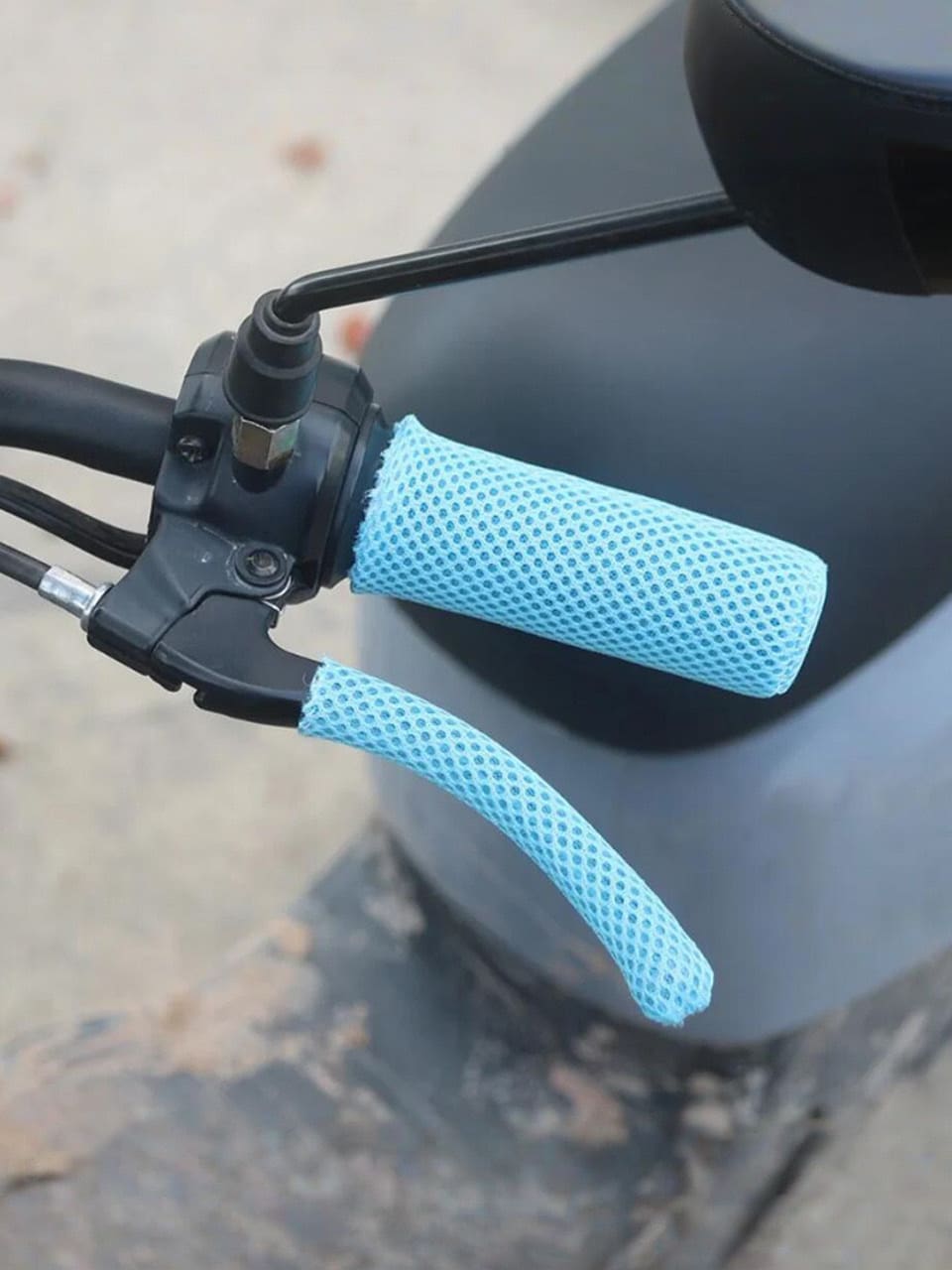 4pcs/Set (2 Handlebar Grips + 2 Brake Lever Covers) Universal All-Season Bicycle/Motorcycle Handlebar Grips, Anti-Slip, Sweat-Absorbent, Breathable And Comfortable, Suitable For Bicycles, Scooters And