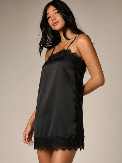 AiiRZ Satin Mini Dress With Contrast Black Lace Trim Eyelash Detailing Strapless Bodycon Evening Party Date Night Summer Feminine Elegant Wedding Guest
