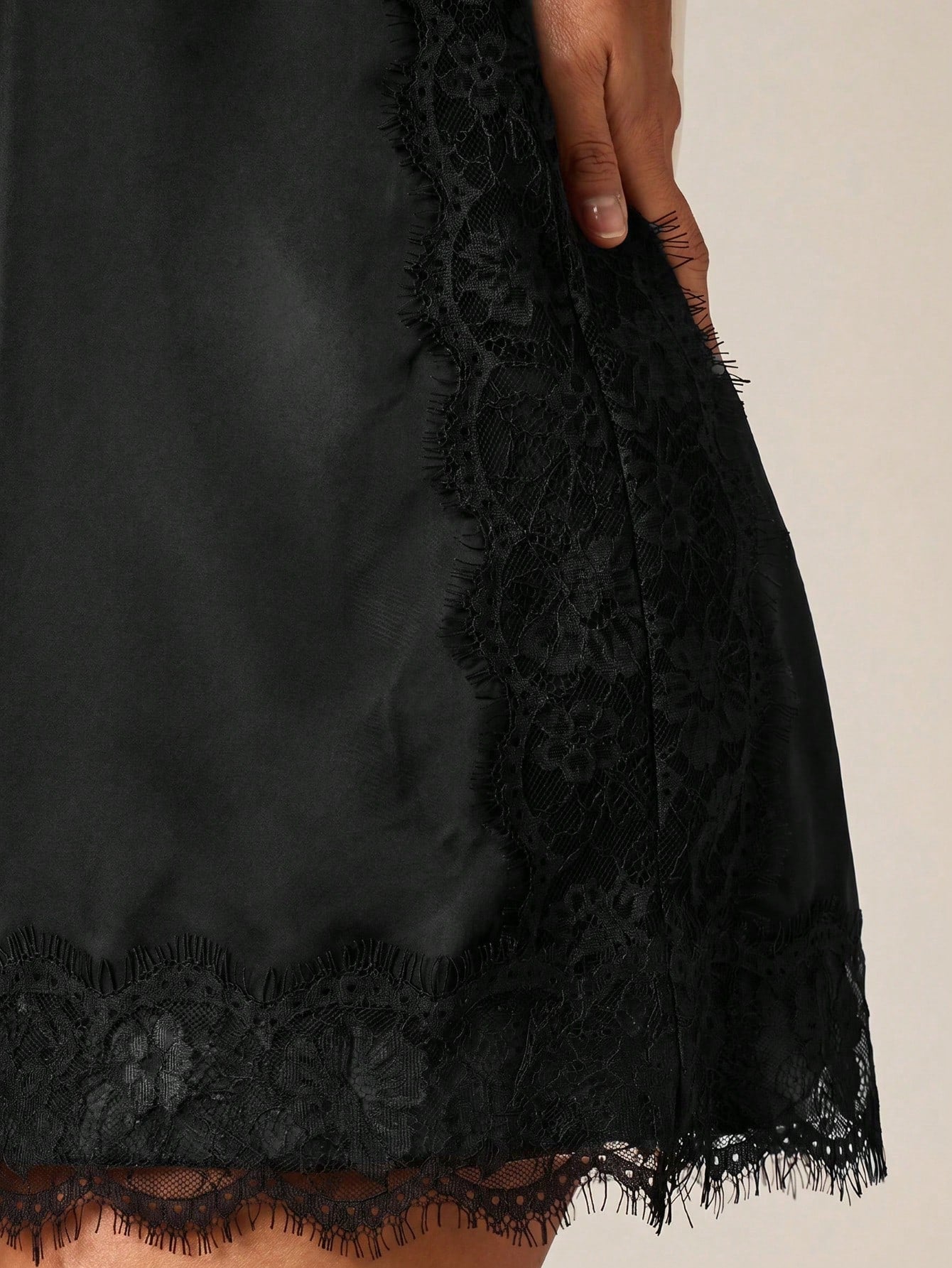 AiiRZ Satin Mini Dress With Contrast Black Lace Trim Eyelash Detailing Strapless Bodycon Evening Party Date Night Summer Feminine Elegant Wedding Guest