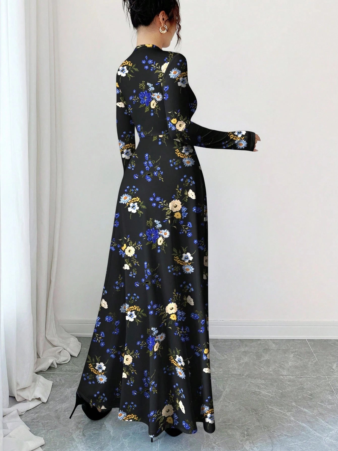Al Najma Floral & Print Black Crew Neck Long Sleeve A-Line Maxi Dress, Spring Waist Cinched Design For Women