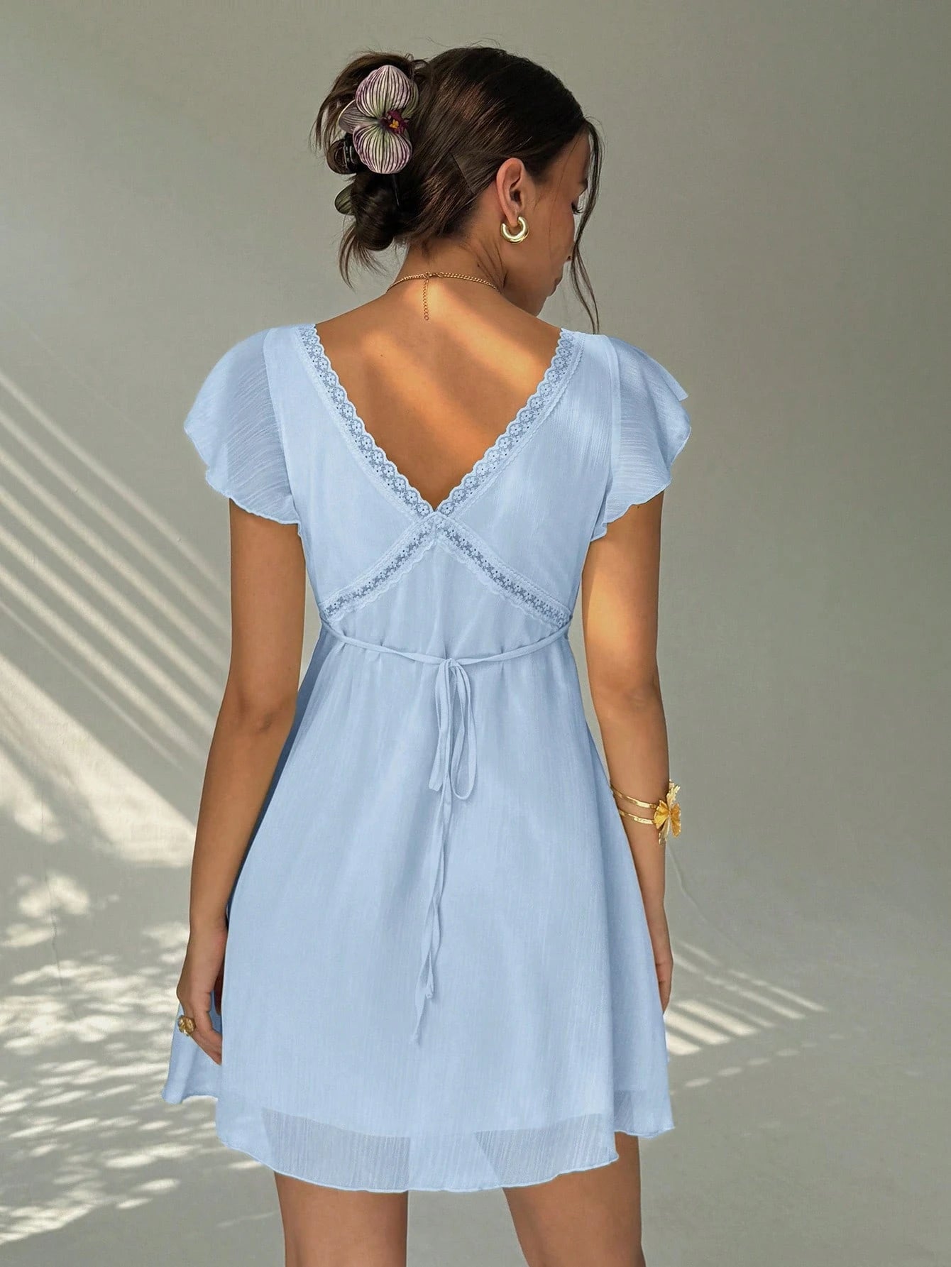 Aloruh Elegant Charming Ruffle Sleeve A-Line Deep V-Neck Backless Mini Dress For Women Summer Outfits Clothes Holiday Floral Vacation Beach Sky Blue