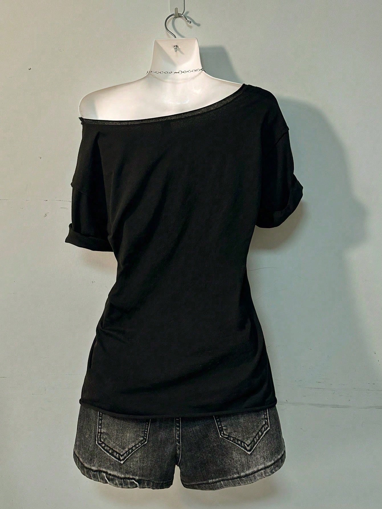 Attitoon Summer Casual Minimalist Drop Shoulder Women's T-Shirt Plus Size Women's T-Shirt Suitable For Summer Suitable For Music Festivals