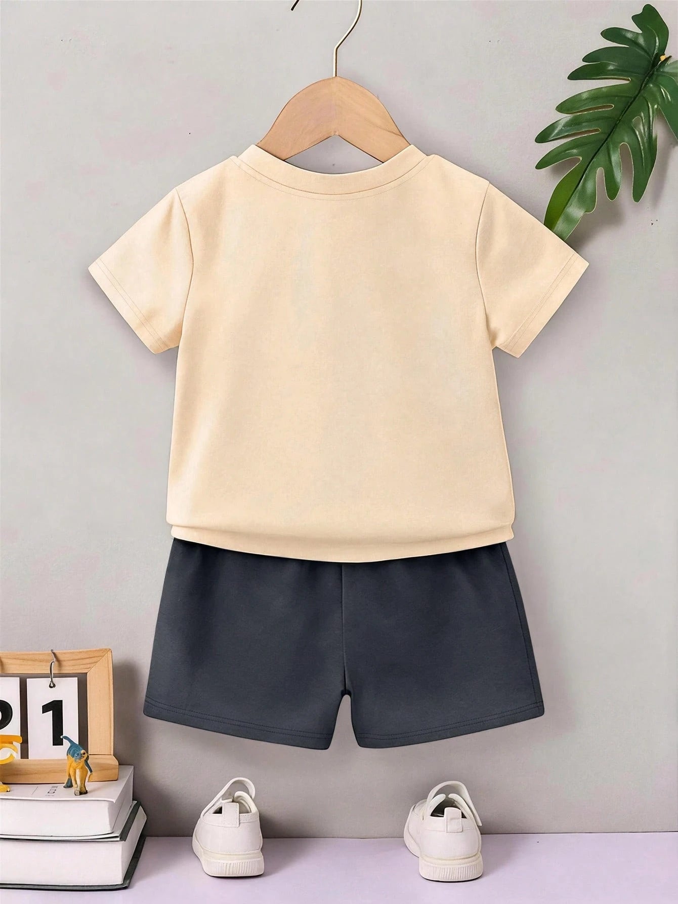 Baby Boy Cartoon Game Character Print Crew Neck T-Shirt And Shorts Set, Summer Fashion Comfortable New Style