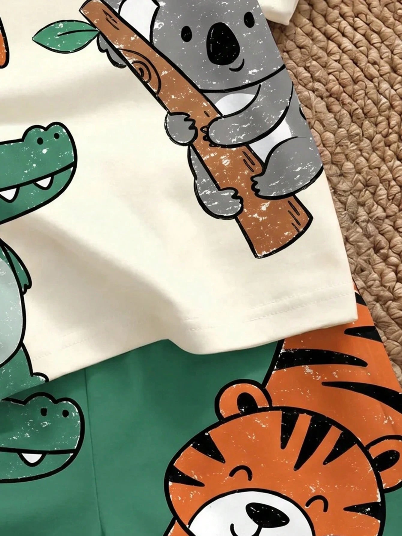 Baby Boy Casual Minimalist T-Shirt Set For Summer, Classic Cute Cartoon Hand-Drawn Animal Party, Tiger, Crocodile, Sloth Cute Cartoon Crayon Hand-Drawn Pattern Print