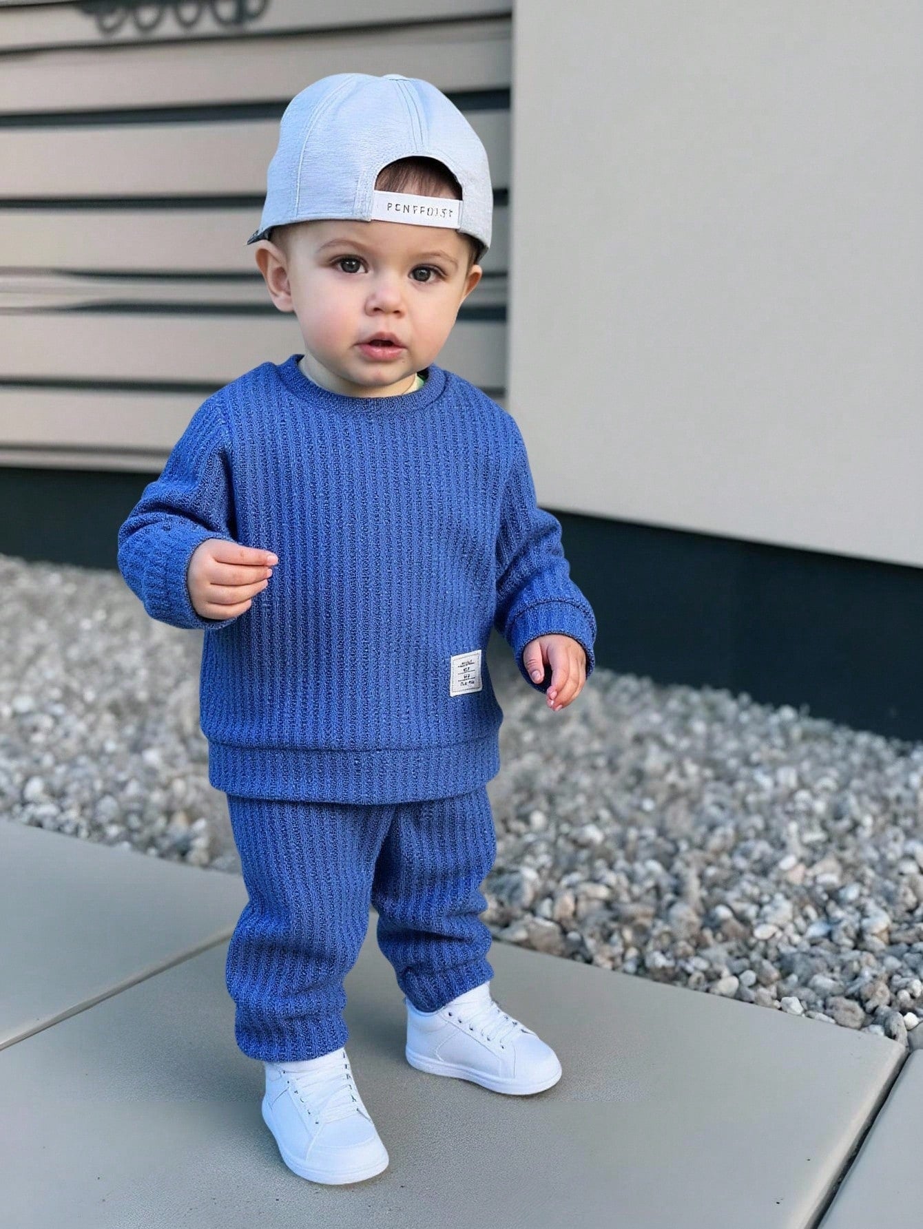 Baby Boy Comfortable Crew Neck Long Sleeve Sports Top & Sweatpants 2-Piece Set, College Style Striped Bear Pattern