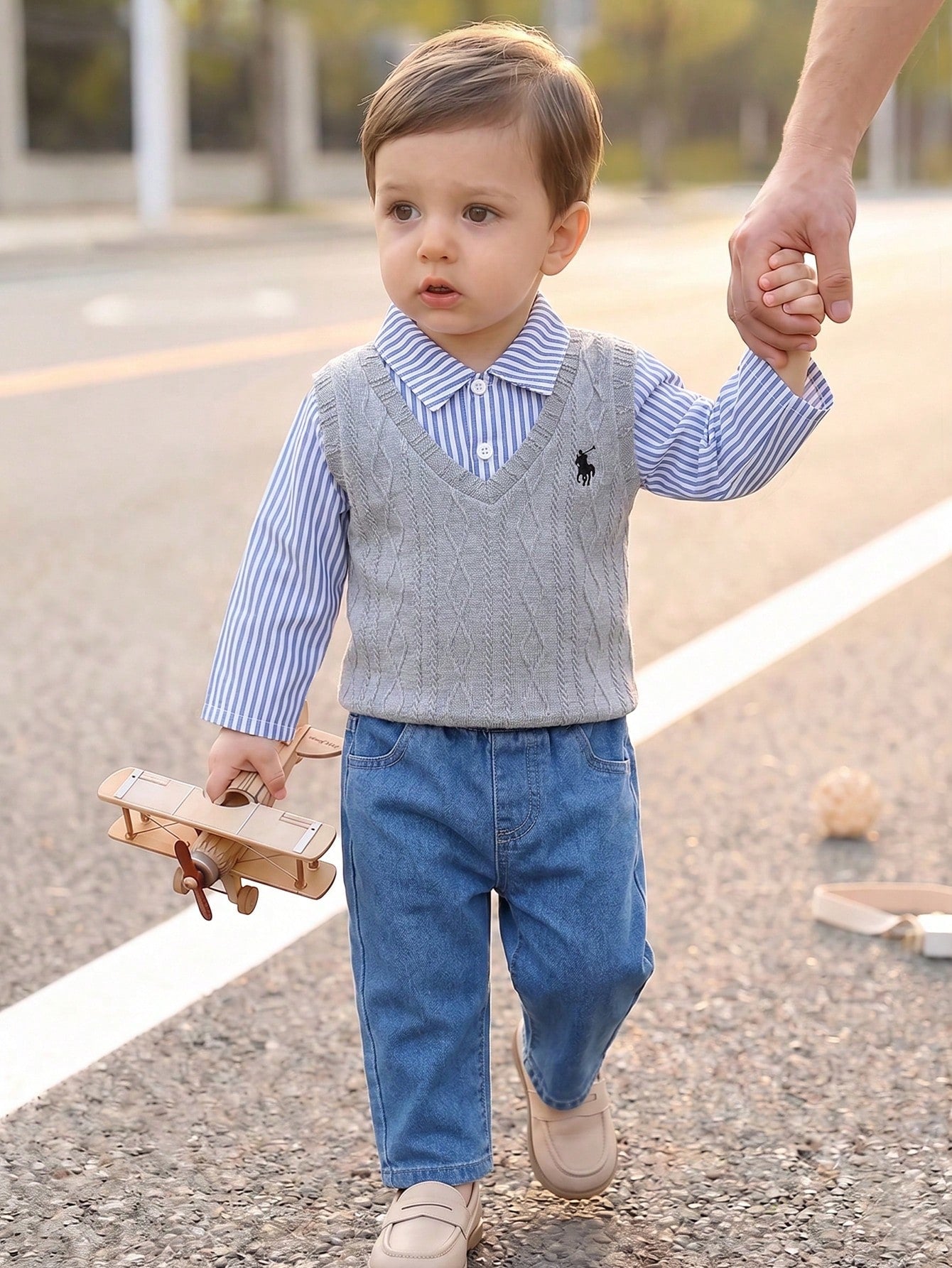 Baby Boys 2pcs/Set School Outfit Autumn New Style Fashion Versatile Cute Pony Embroidery Striped Patchwork Cable Knit Vest 2 In 1 Lapel Long Sleeve Top + Casual Denim Pants Set, Fresh Minimalist Infan