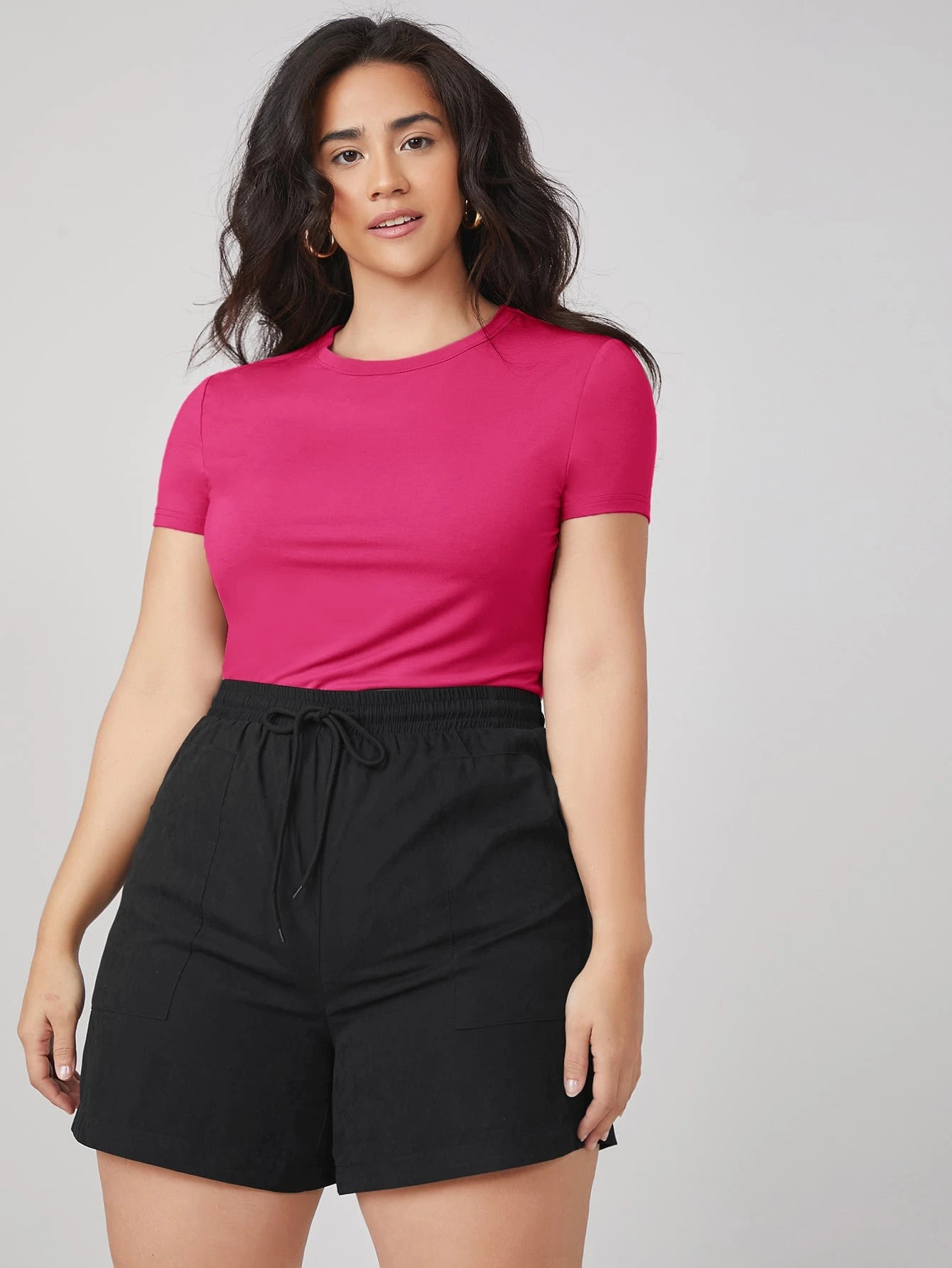 BASICS Plus Round Neck Solid Slim Tee Summer