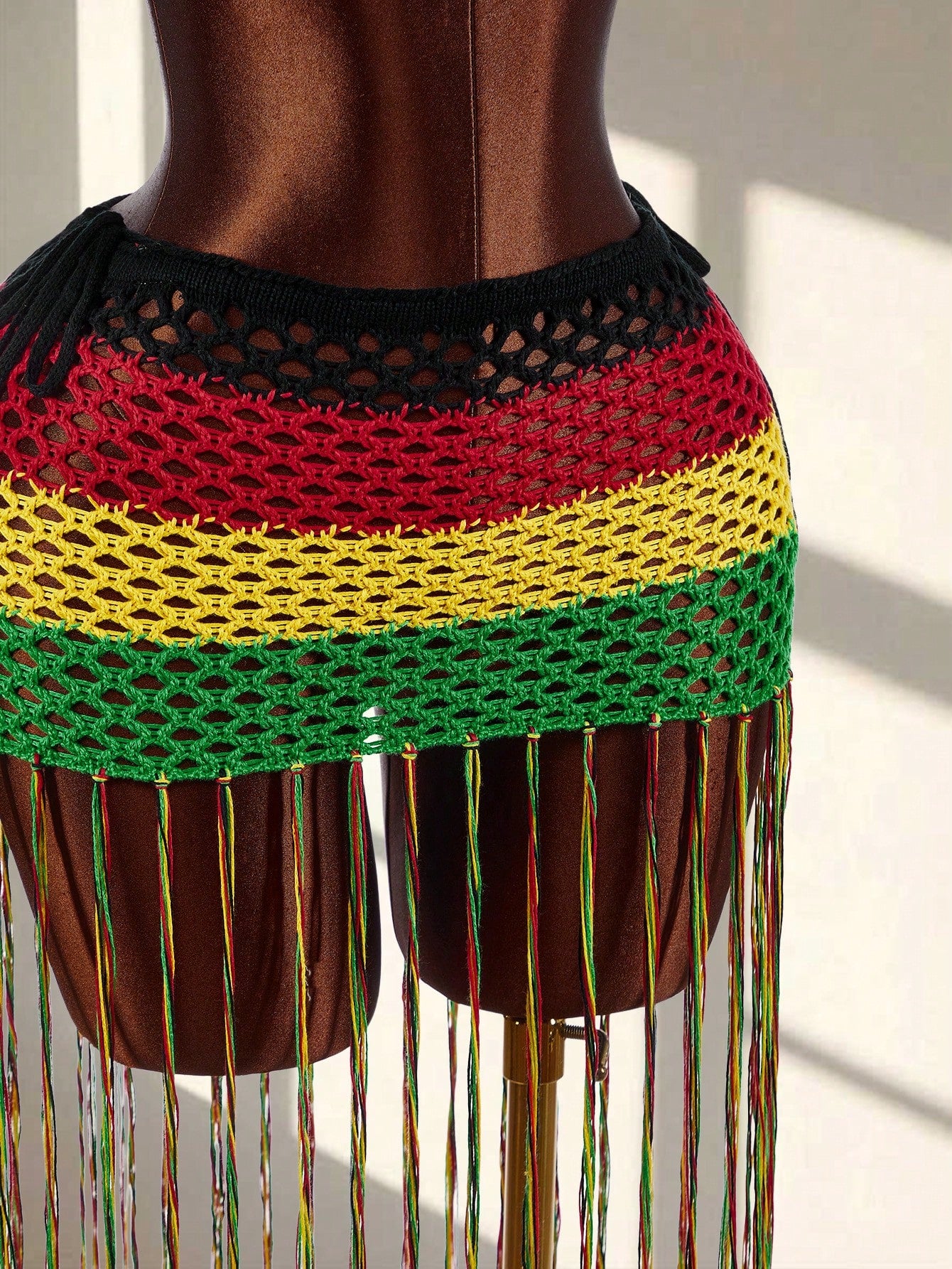 Beach Holiday Holiday Vacation Holiday Casual Boho Backless Criss-Cross Strap Sleeveless Ultra-Low Waist Spaghetti Strap Big Mesh Crochet Tassel Women's Mini Skirt With Women's Tank Top Handmade 2-Pie