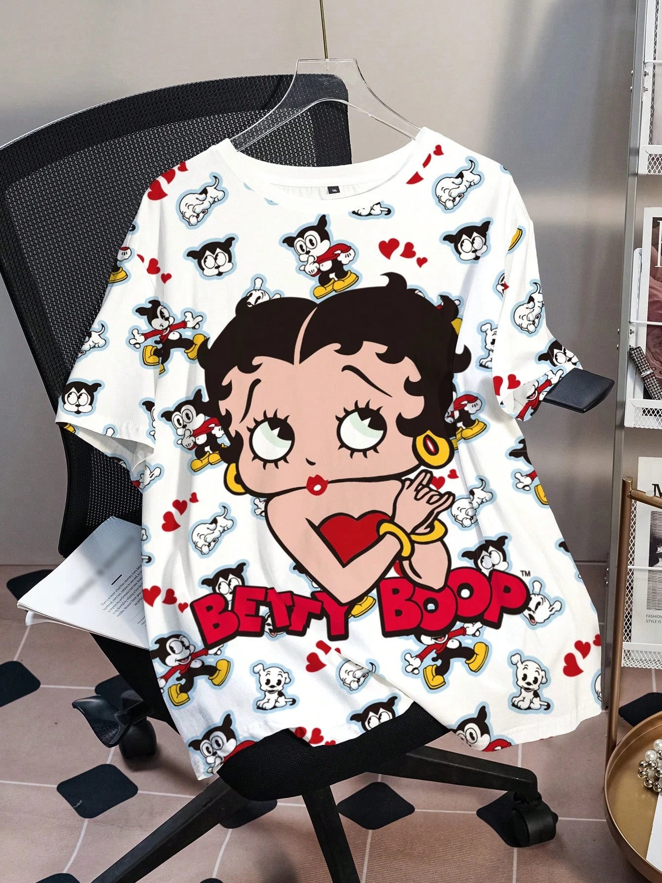 Betty Boop x Plus Size Women Round Neck Short Sleeve Casual T-Shirt