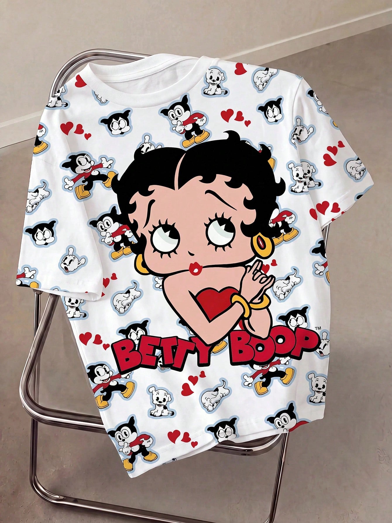 Betty Boop x Plus Size Women Round Neck Short Sleeve Casual T-Shirt