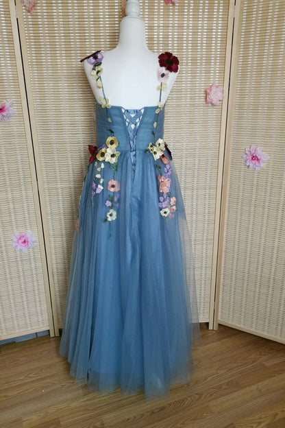 Blue Tulle A-line Formal Dress with Floral Embroidery