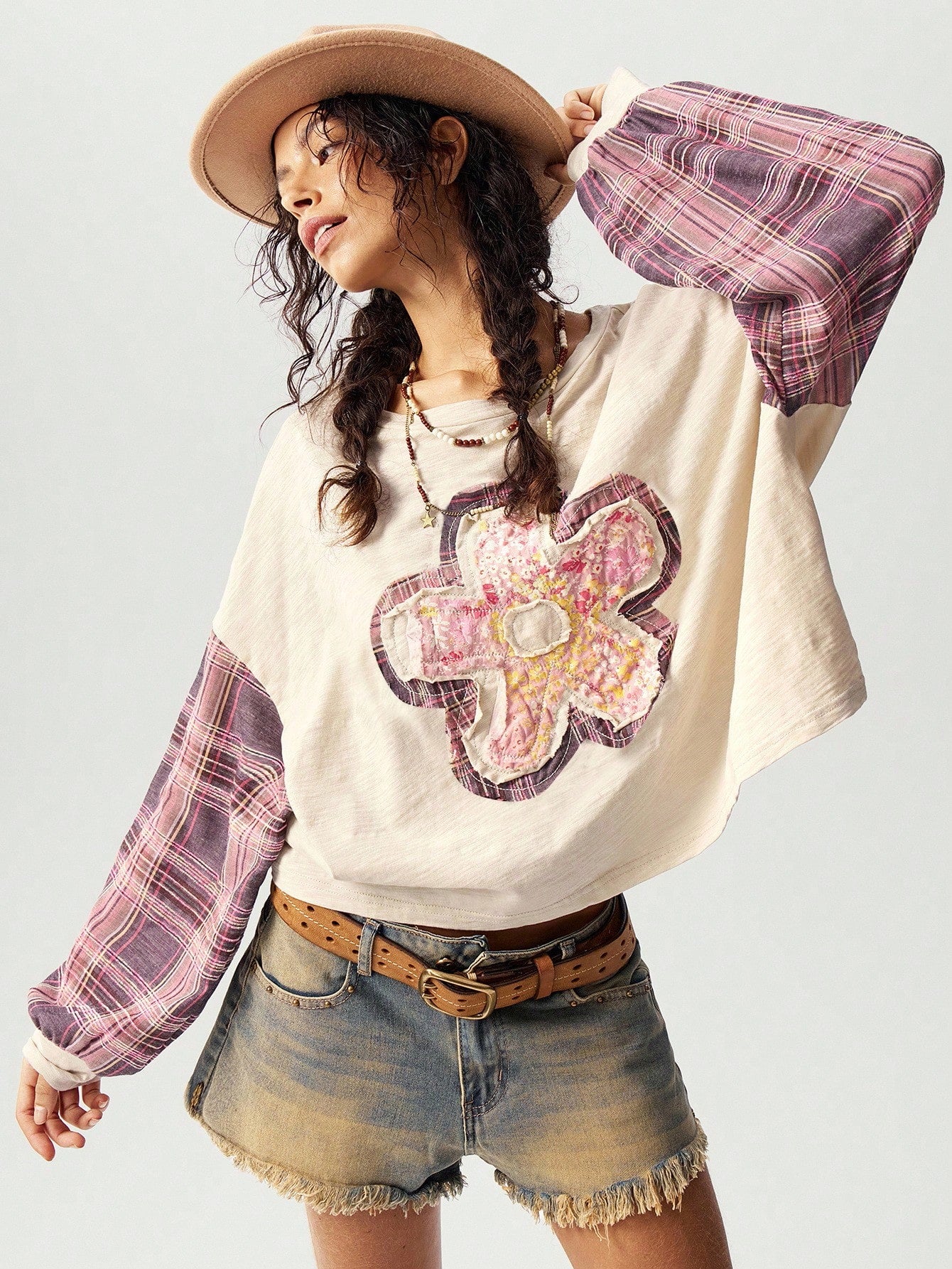 Bohemela Plus Size Women's Beige Autumn Patchwork Plaid Floral Applique Drop Shoulder Long Sleeve Top,Boho Vacation Cottagecore Aesthetic Hippie Casual Tops