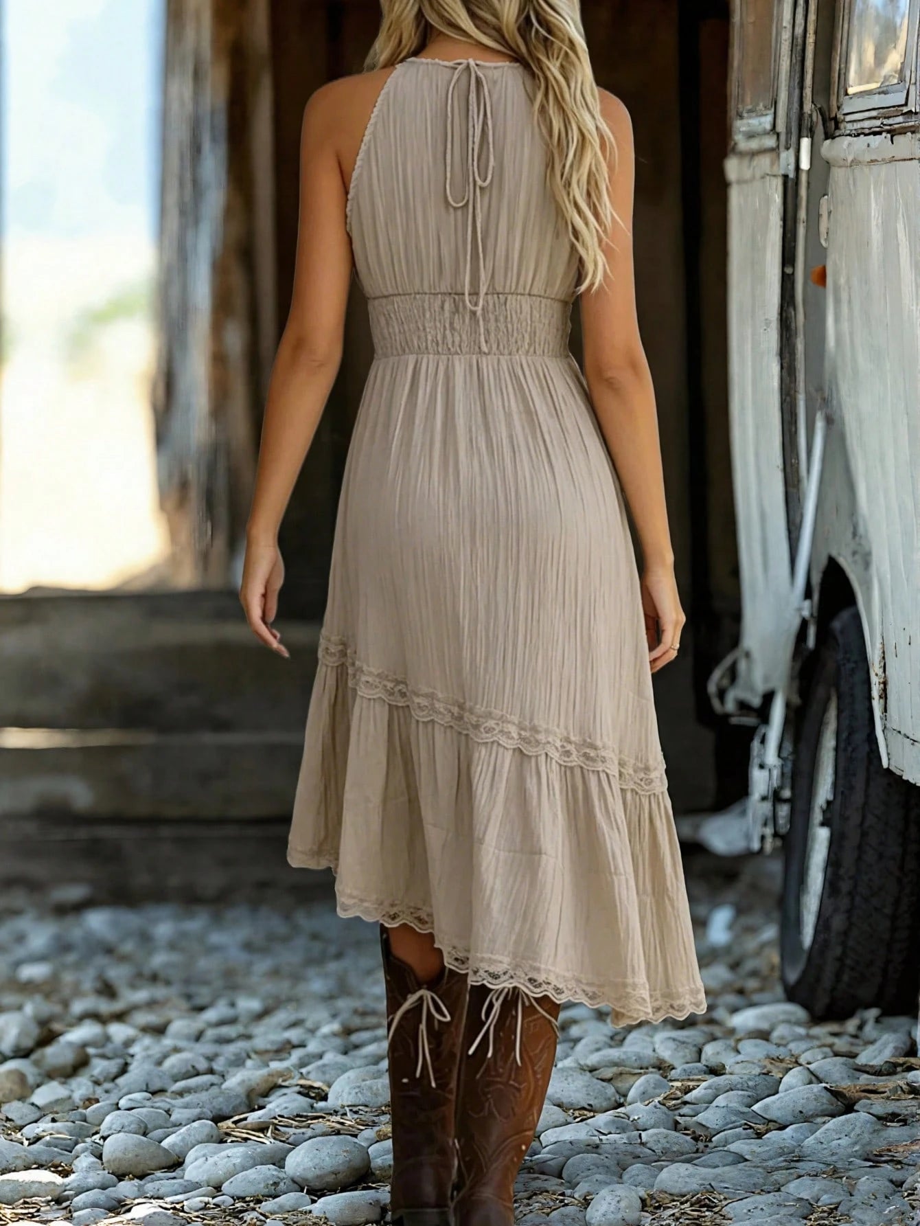 Bohemian Vintage Halter Neck Sleeveless Midi Dresses Lace Ruffle Summer Beach Party Wedding Guest Dress For Women Cowgirl Country Music Elegant