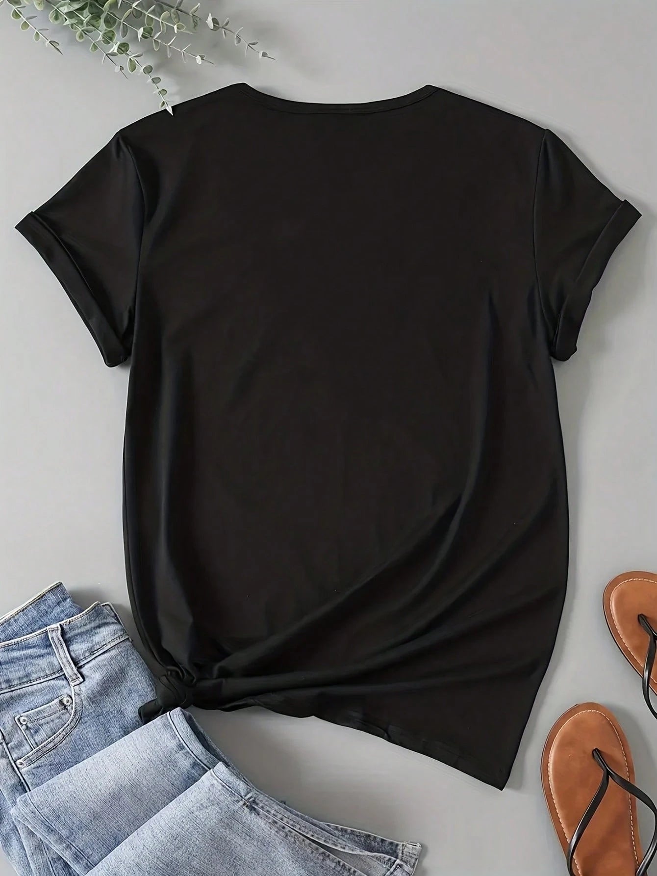 Bold Statement: 'I Get Quiet Before I Get Disrespectful'- Edgy, Unapologetic Design 1 Pcs Women's Plus Size T-Shirt Funny Oversized Graphic Short Sleeve Tee Novelty 100% Polyester 220g Shirt Casual