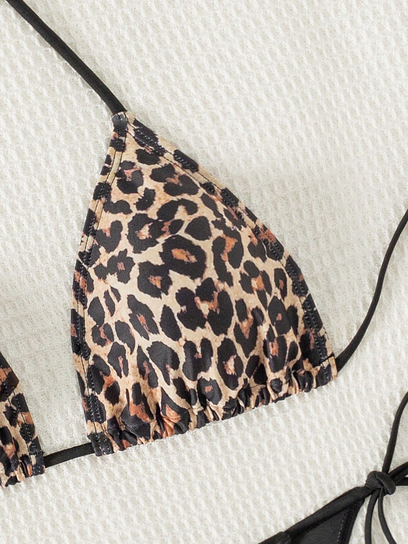 Bonvoyette Springbreak 2025 Women's Leopard Print Sexy Halter Bikini Swimsuit Set, Random Print